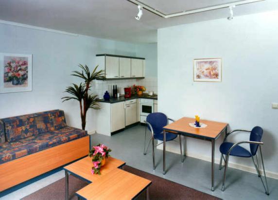 Wohn-/Schlafzimmer Wohn-/Schlafzimmer