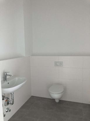 WC WC