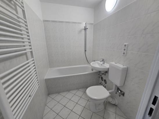 Badezimmer (Bsp.) Badezimmer (Bsp.)