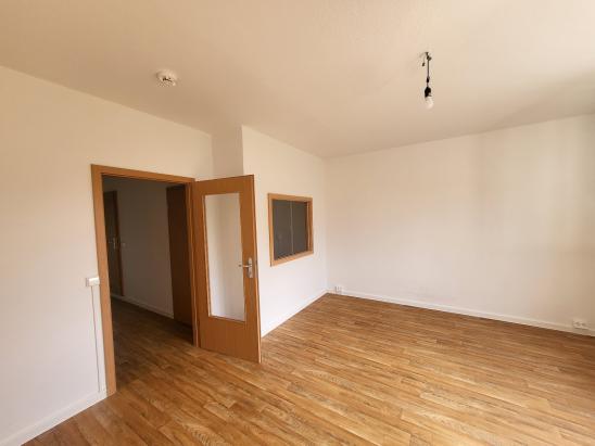 Wohnzimmer gesamt (Bsp.) Wohnzimmer gesamt (Bsp.)