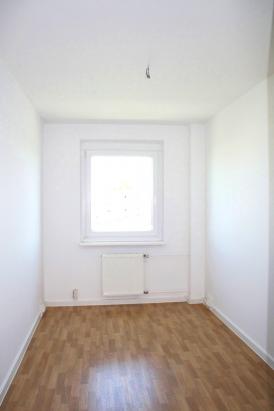 Sanierte 3 Zimmerwohnung mit Balkon in Kaulsdorf Nord! - Photo 5