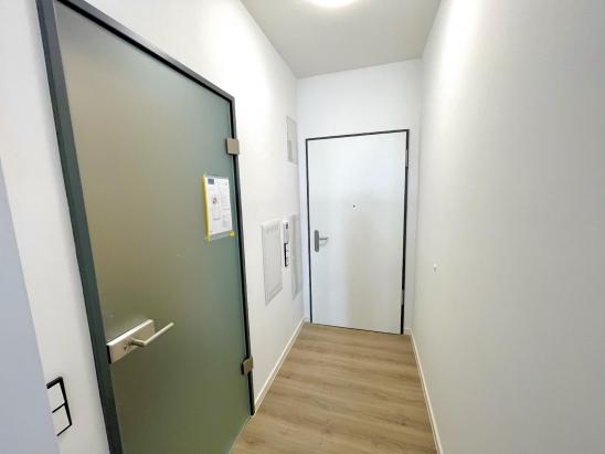 Iranische Straße 4b, 2 Zimmer, 2.OG, Links 3 - Foto 1