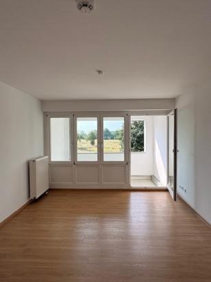 Wohnzimmer (Beispiel) Wohnzimmer (Beispiel)