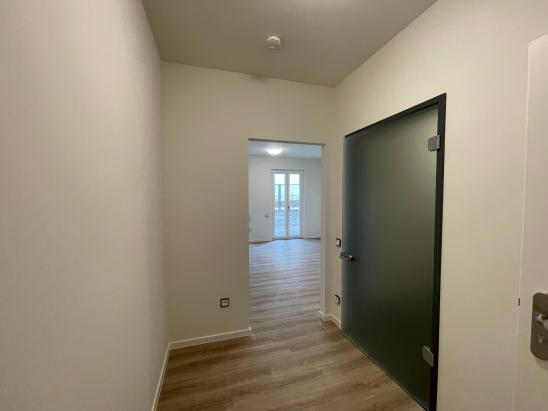 Iranische Straße 4b, 2 Zimmer, 1.OG, Links 1 - Photo 1