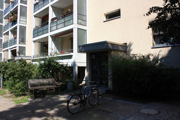 Sanierte 3 Zimmerwohnung mit Balkon in Kaulsdorf Nord! - Photo 1