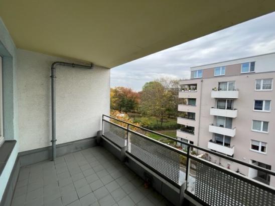 Balkon (Beispiel) Balkon (Beispiel)
