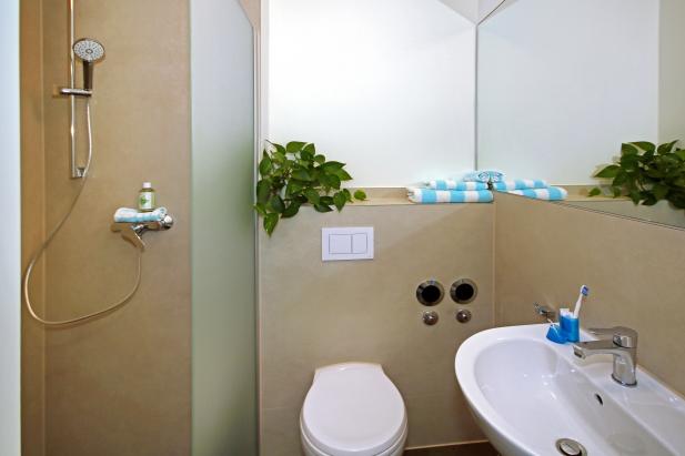 Bad/Dusche WC Bad/Dusche WC