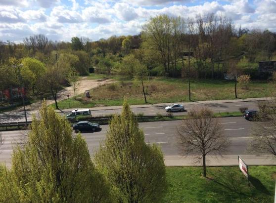 An der B1 gelegen An der B1 gelegen