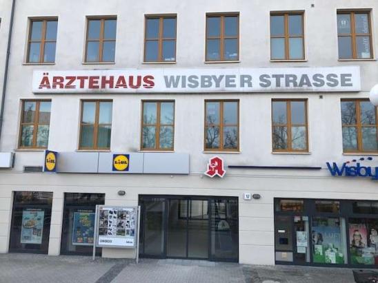 Ärztehaus Wisbyer Str. 16 / 17 Ärztehaus Wisbyer Str. 16 / 17