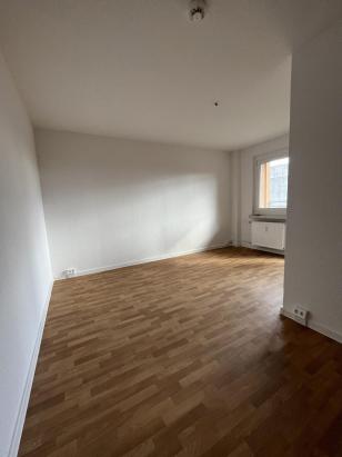 Wohnzimmer (Bsp.) Wohnzimmer (Bsp.)
