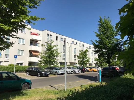 Hasenholzer Allee 5-13.jpg Hasenholzer Allee 5-13.jpg