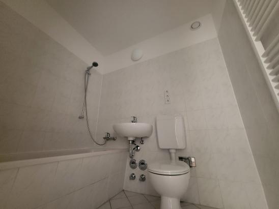 Badezimmer (Bsp.) Badezimmer (Bsp.)