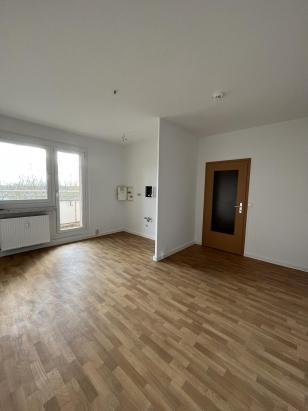 Wohnzimmer mit Kochnische (Bsp.) Wohnzimmer mit Kochnische (Bsp.)